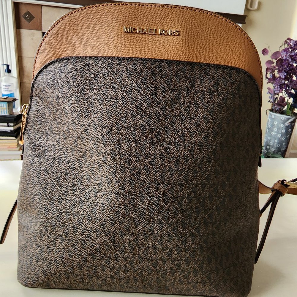 Michael Kors Emmy Bag